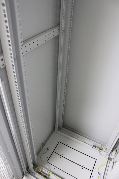 (05-1424) Шкаф напольный телеком. ТВЛ-42U-600-1000-СР