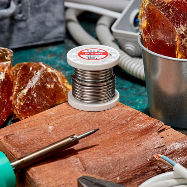 (09-3174) Припой с канифолью ПОС-61, 100г, Ø3мм, (олово 61%, свинец 39%), катушка REXANT