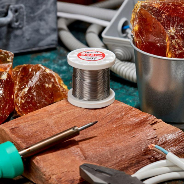 (09-3170) Припой с канифолью ПОС-61, 100г, Ø0,8мм, (олово 61%, свинец 39%), катушка REXANT