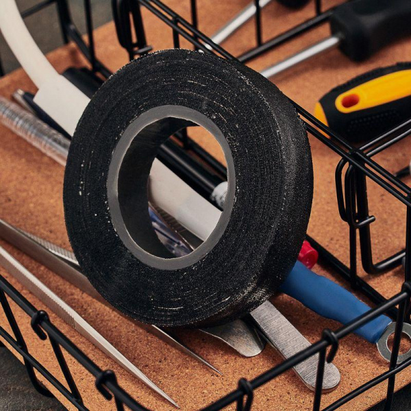 (09-2411-4) Изолента х/б Proconnect двусторонняя 16,4 м 110 гр.